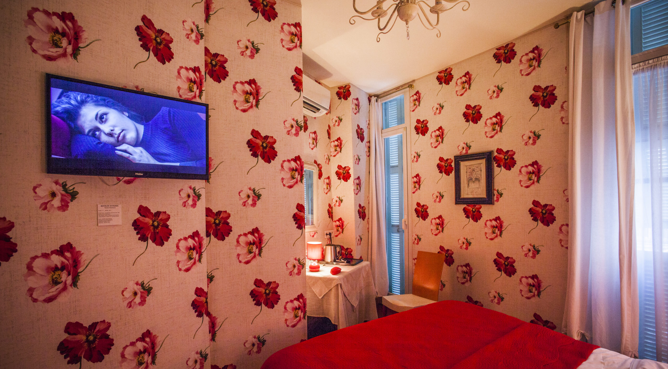 Mathildes Veyrunes, Villa Rivoli,  Pinkpong, 2018 photo credit Jacques Yves Gucia
